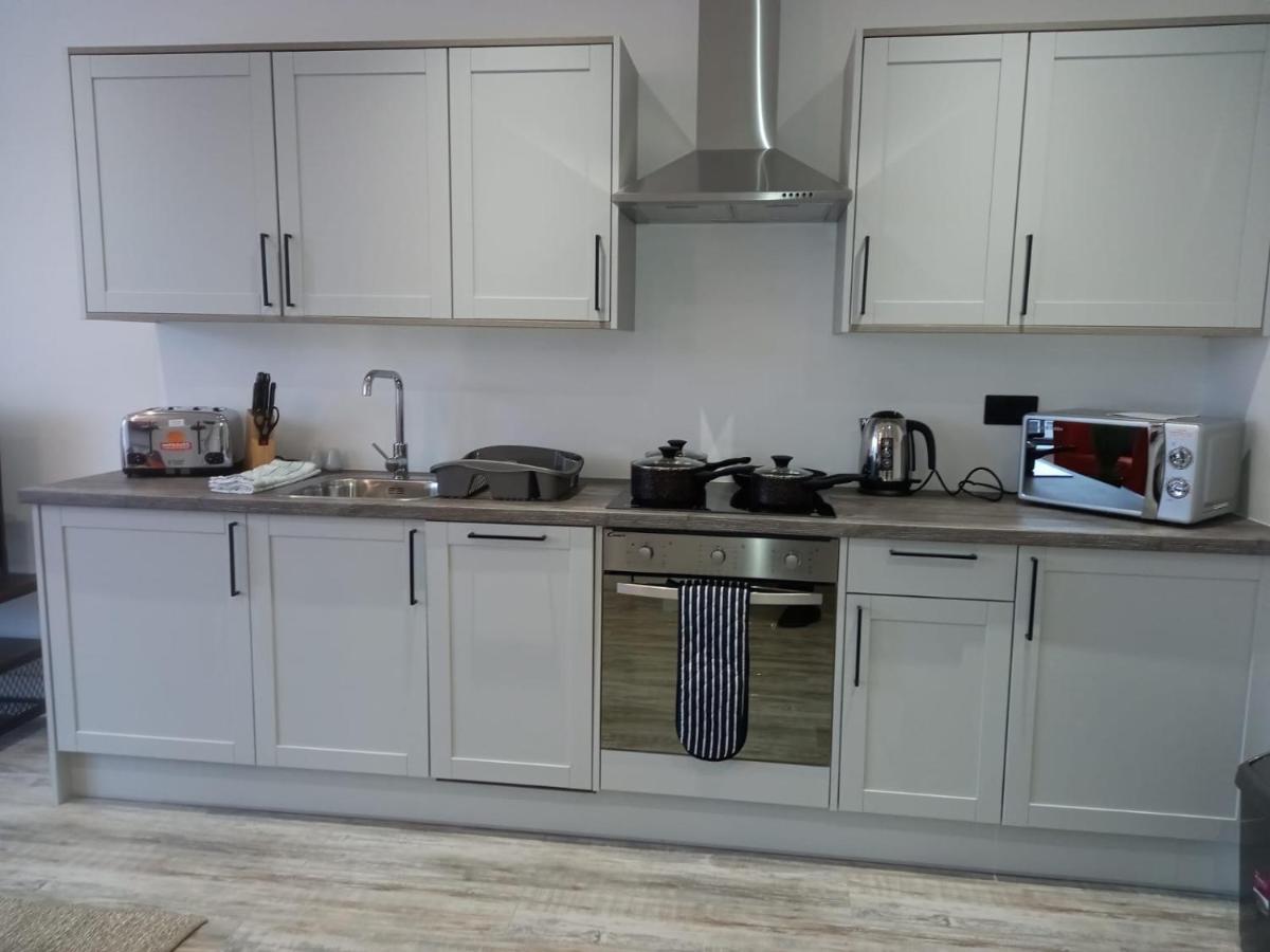 Kingsbridge Point - Cosy One Bed Apartments Near Town Centre, Swindon Eksteriør billede