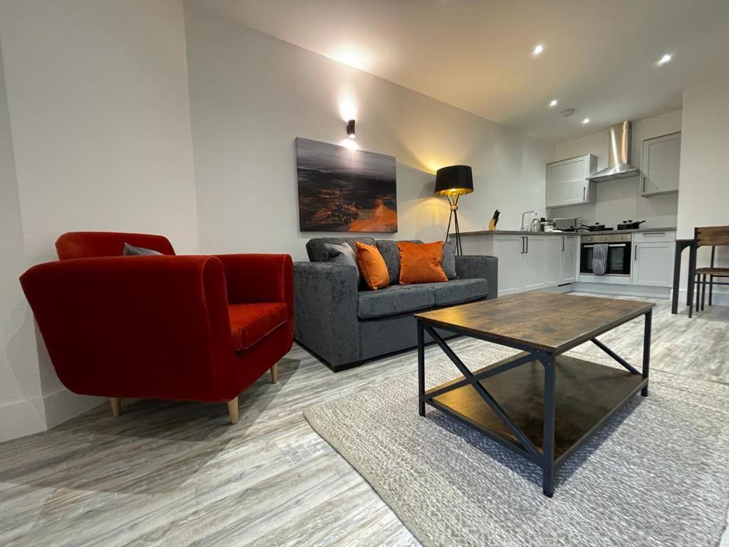 Kingsbridge Point - Cosy One Bed Apartments Near Town Centre, Swindon Eksteriør billede