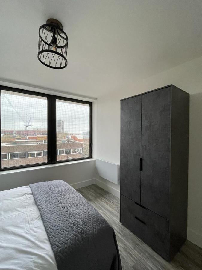 Kingsbridge Point - Cosy One Bed Apartments Near Town Centre, Swindon Eksteriør billede